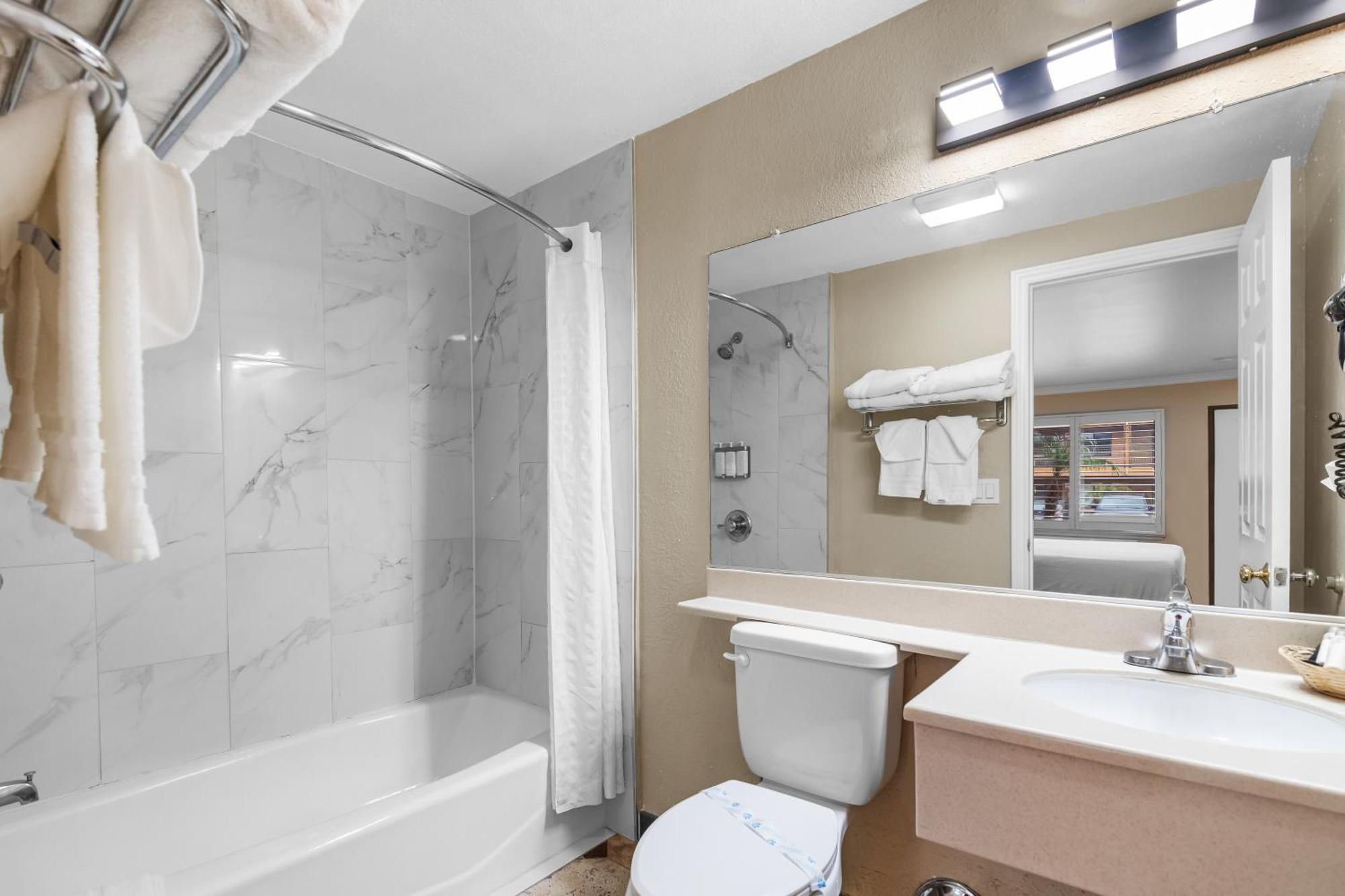 Santa Clarita Motel - Near Six Flags Magic Mountain - Valencia 외부 사진