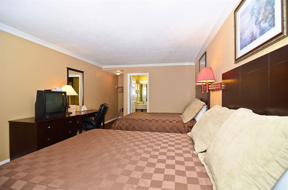 Santa Clarita Motel - Near Six Flags Magic Mountain - Valencia 외부 사진